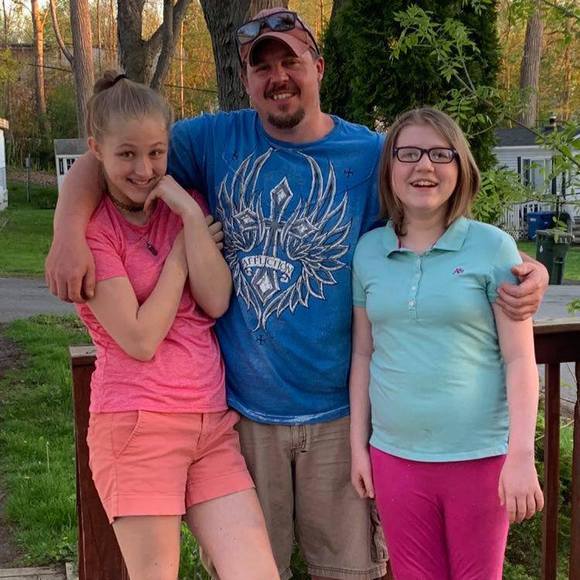 Meet your Posher, Daniel - Picture 1 of 1